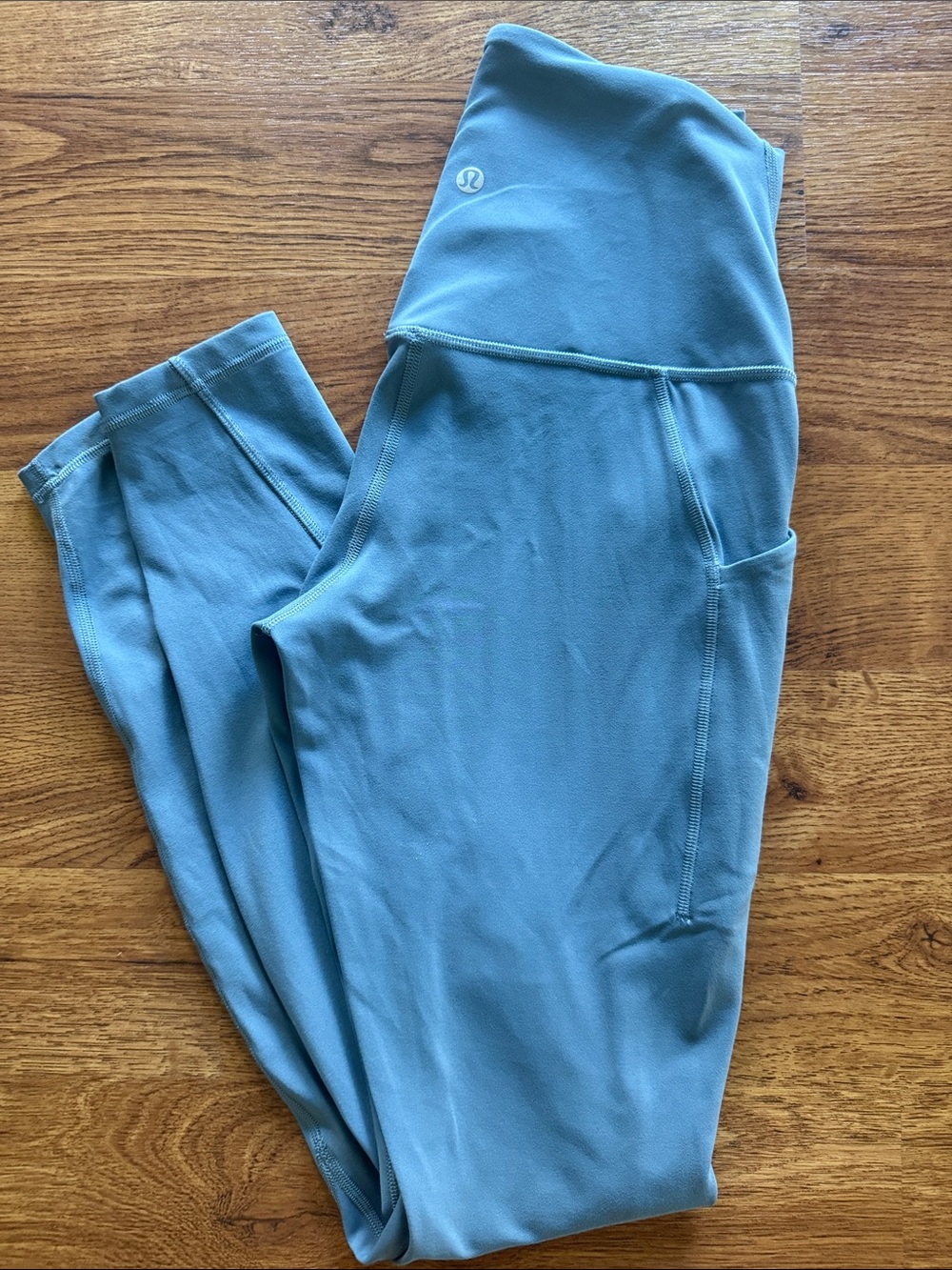 Lululemon Align HR Tight 28” Size 6 with Pockets in Dusty Blue NWOT